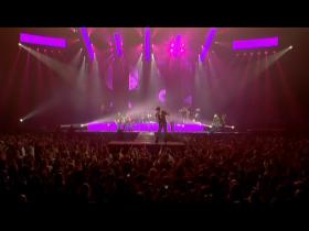 Enrique Iglesias Be With You (Live in Belfast)